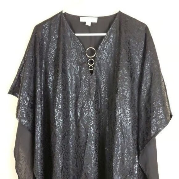 Michael Michael Kors Black Snake Print Flutter Blouse Size Small/Medium - Picture 2 of 7